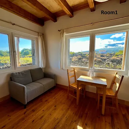 Casa-do-mar Pensión Madalena (Azores)